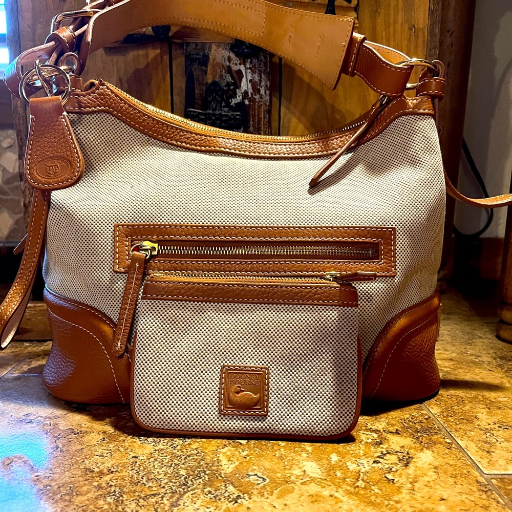 Vintage Dooney&Bourke canvas/leather shoulder bag